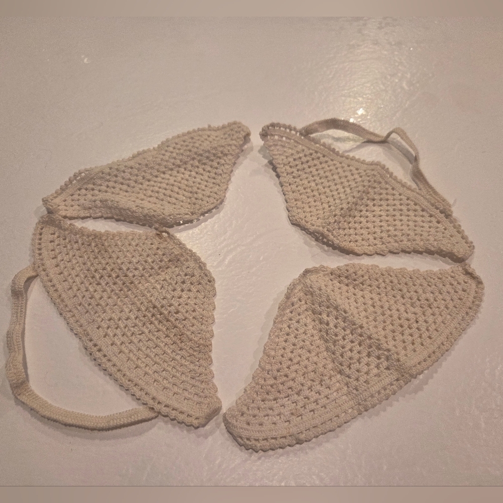 Ecru Crochet Triangles (4)